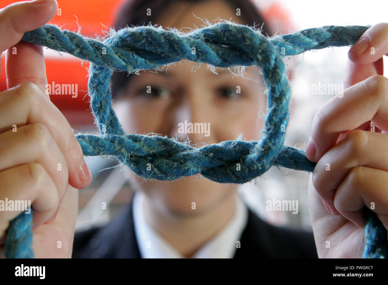 Naval Cadet knot tying Pic Peter Devlin. Stock Photo