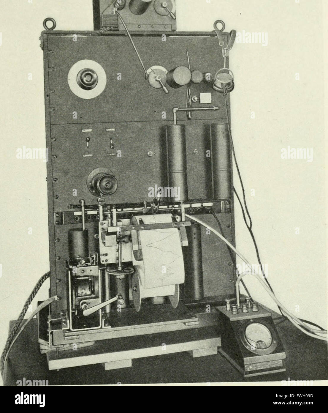 The Bell System Technical Journal (1922 Stock Photo - Alamy