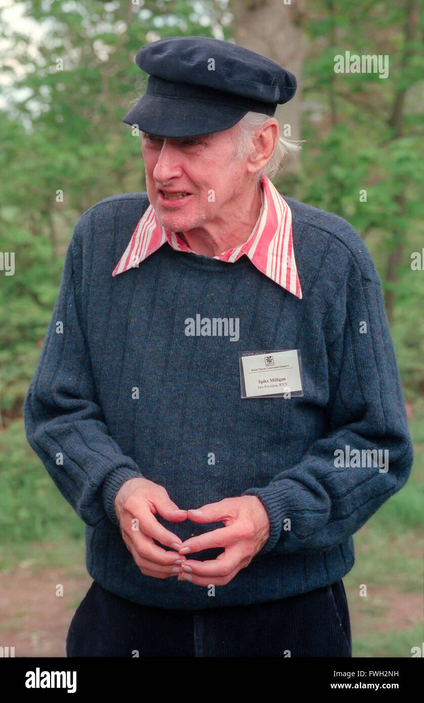 Spike Milligan, in his role as Vice-President of the British Trust for Conservation Volunteers, at Great Walstead School, Lindfield, West Sussex. Stock Photo