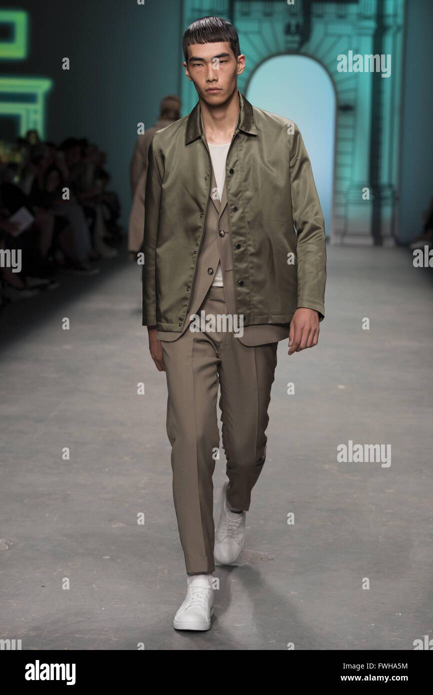 Tiger of Sweden runway at London Collections Men SS17, LCM SS17. 11/06/2016 | usage worldwide Stock Photo