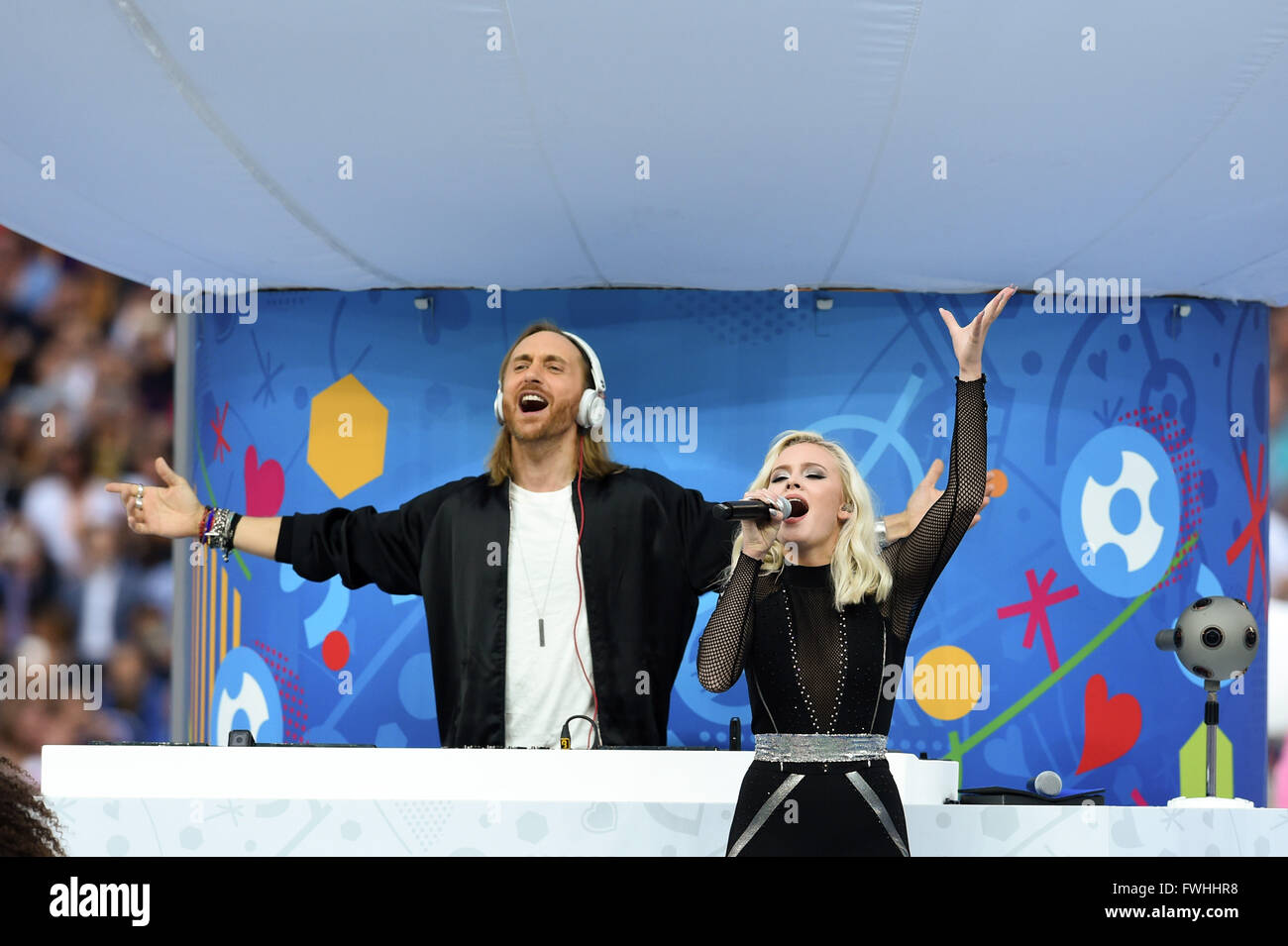 David Guetta DJ Zara Larsson Singer ; June 10, 2016 - Football : Uefa Euro  France 2016; Group A, France 2-1 Romania at Stade de France, Saint-Denis,  France. © aicfoto/AFLO/Alamy Live News Stock Photo - Alamy