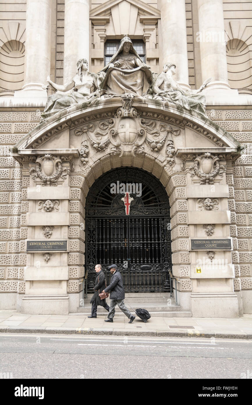 The Old Bailey, Central Criminal Court, on the site of the former Newgate Prison in London, UK Stock Photo