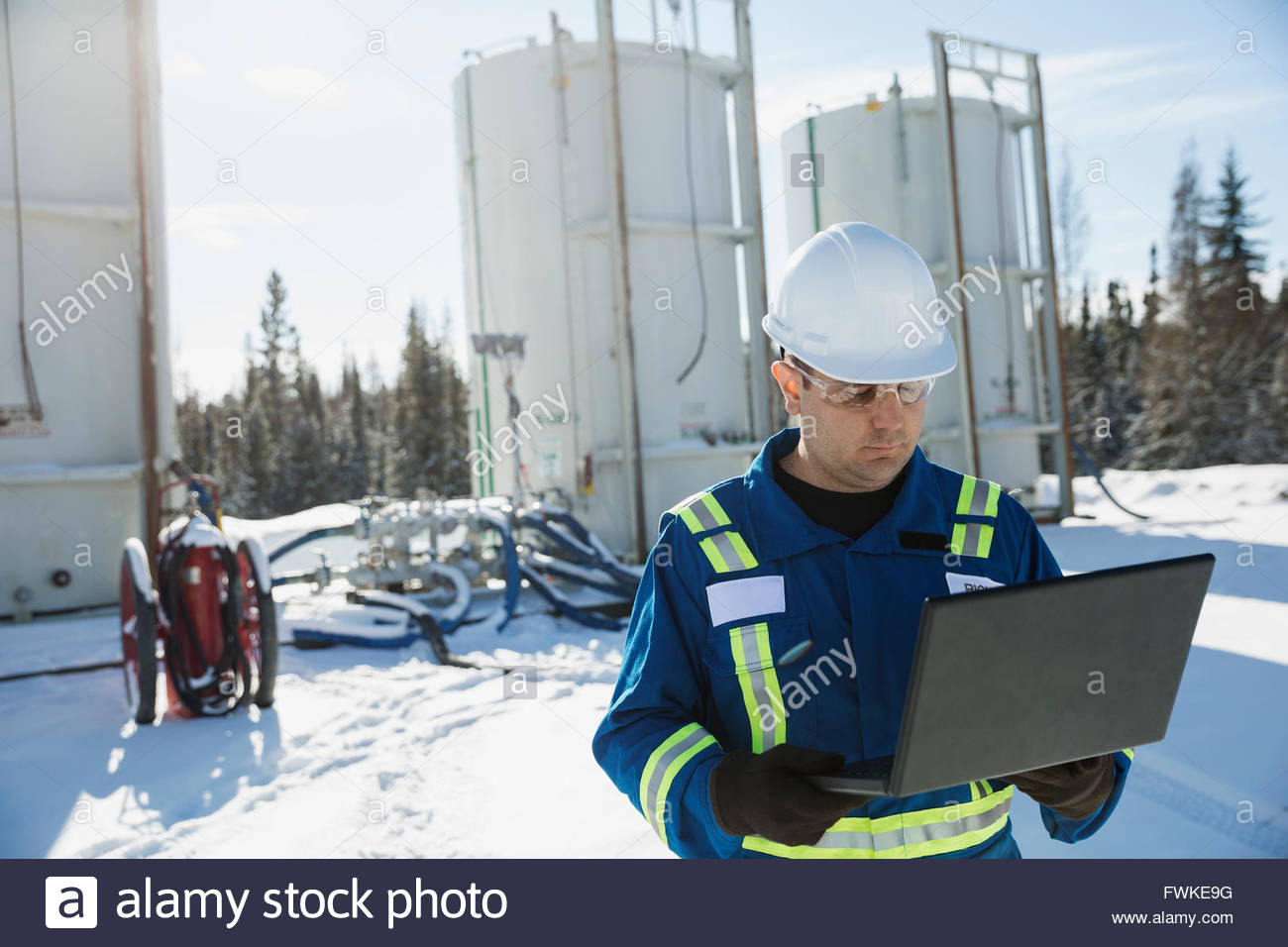 Engineer monitoring hi-res stock photography and images - Alamy