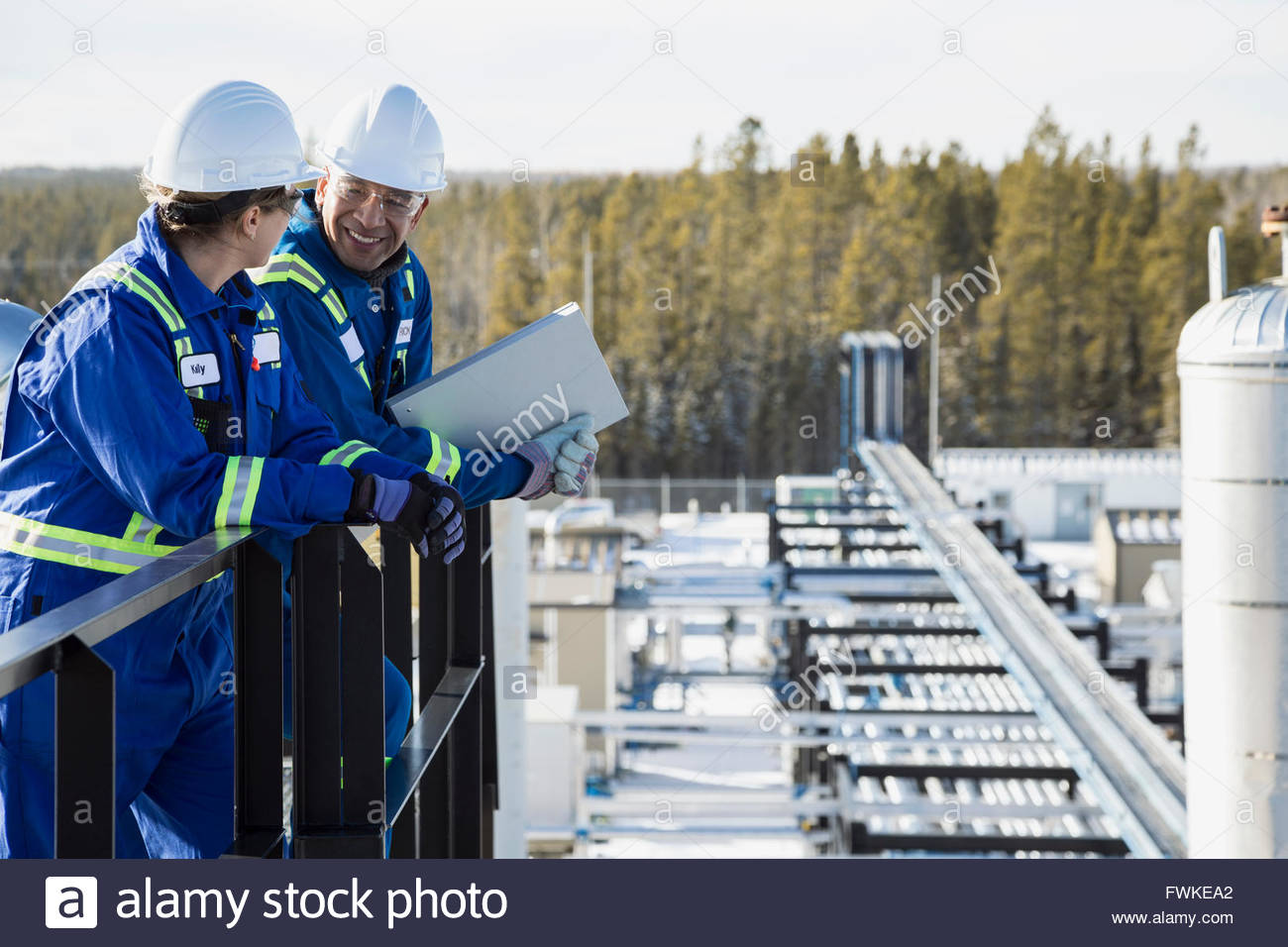 Laptop production plant hi-res stock photography and images - Alamy