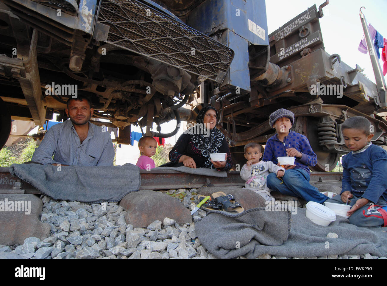 Europe,Greece/Macedonia, border Idomeni/Gevgelija, April 04,2016 :Refugees living along the railway lines.. Thousands of migrant Stock Photo