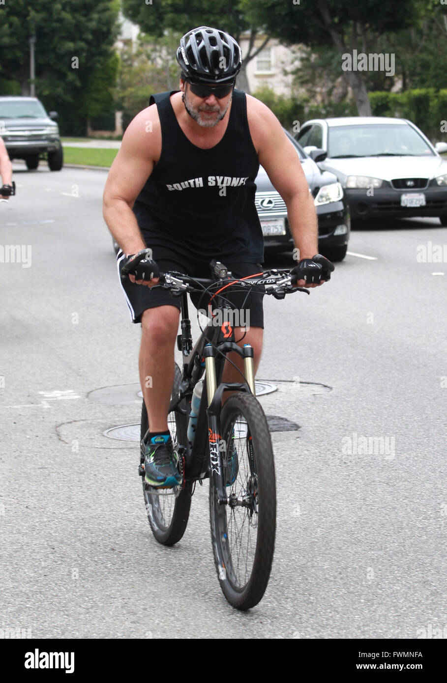 russell crowe motorcycle