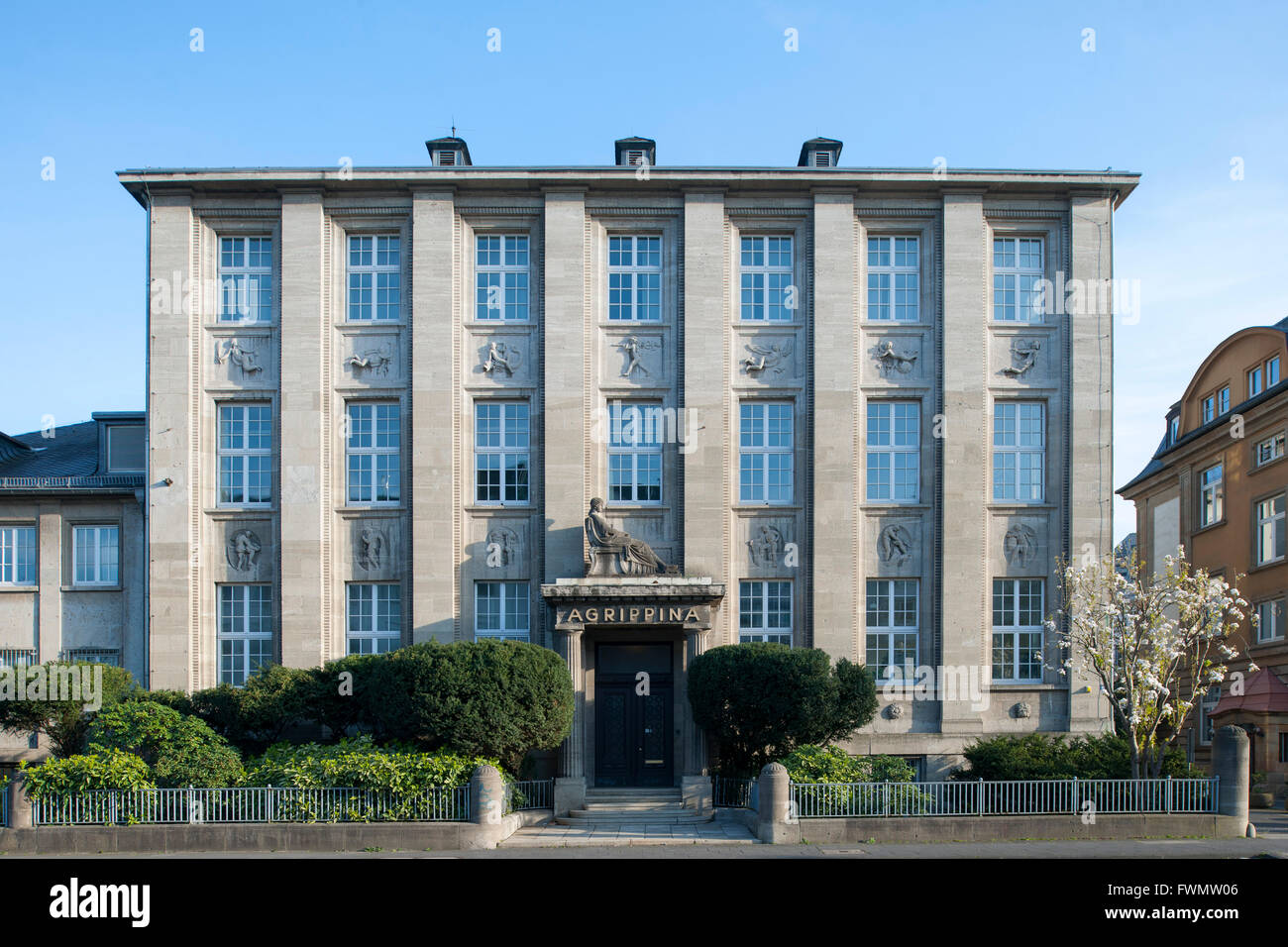 Köln, Neustdt-Nord, Riehler Strasse 90, Bürohaus der Agrippina-Versicherung Stock Photo