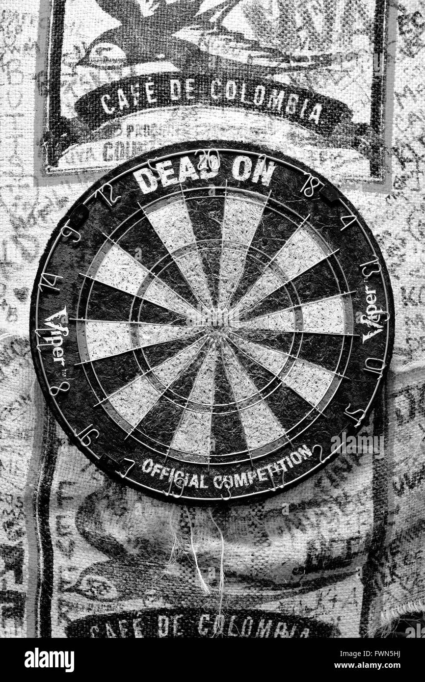 Fullstream Brewery & Tavern, Durham, North Carolina NC USA. Southern craft beer and food.  An old very used dart board in B/W Stock Photo