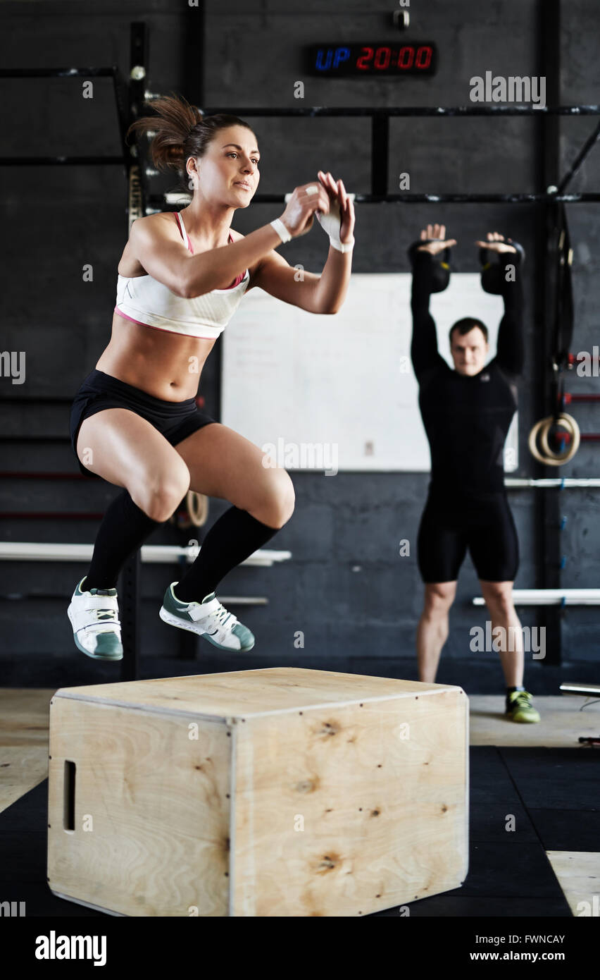 Box jump gym hi-res stock photography and images - Alamy