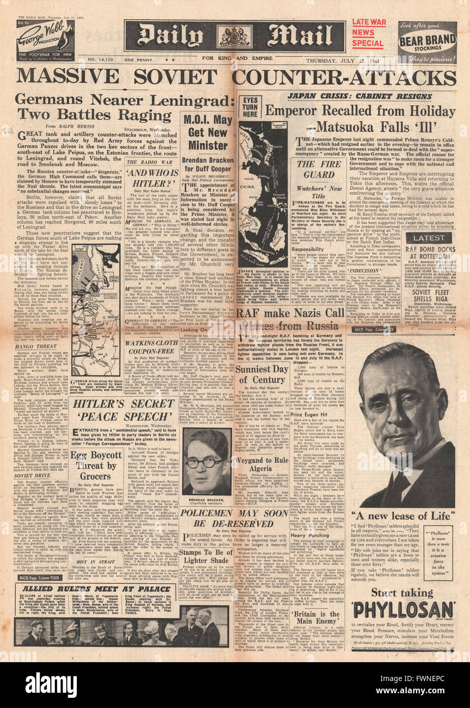 1941 front page  Daily Mail Massive Russian Counter Attacks and Japanese Cabinet Resigns Stock Photo