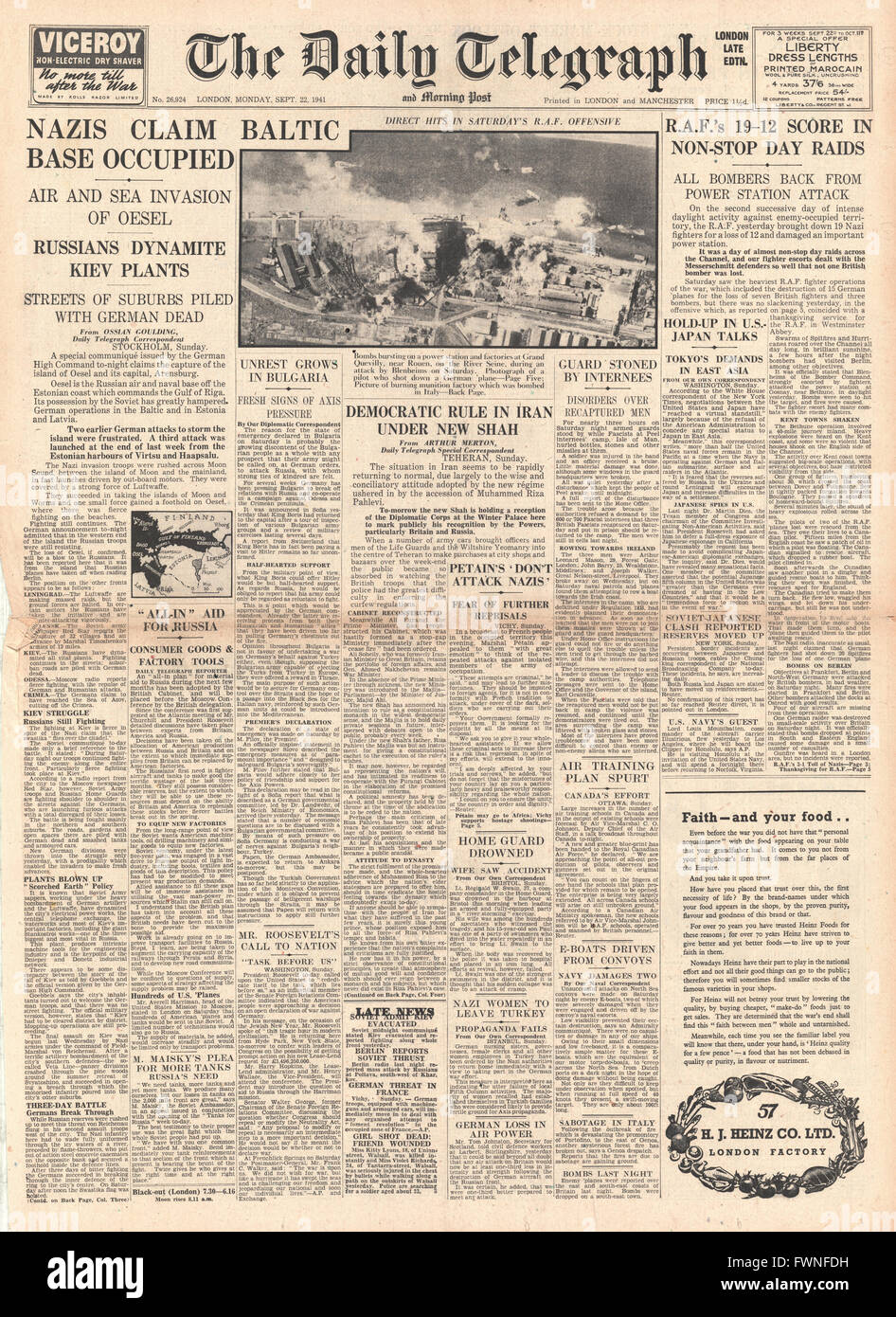 1941 front page Daily Telegraph German Army captures Baltic Island of Oesel Stock Photo