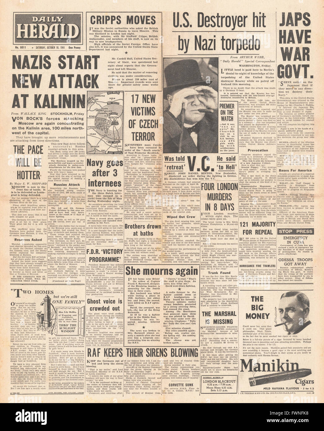 1941 front page Daily Herald Battle for Moscow, General Hideki Tojo is new leader of Japanese Cabinet and Sergeant John Hinson wins Victoria Cross Stock Photo