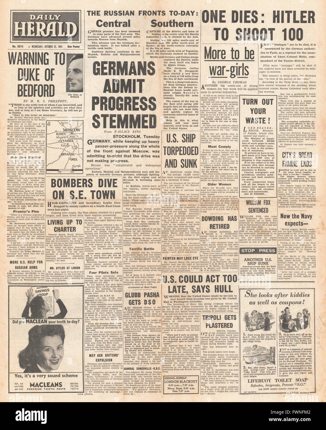 1941 front page Daily Herald Battle for Moscow, Executions in Nantes and U.S. Cargo ship Lehigh sunk by submarine U-126 off Sierra Leone Stock Photo