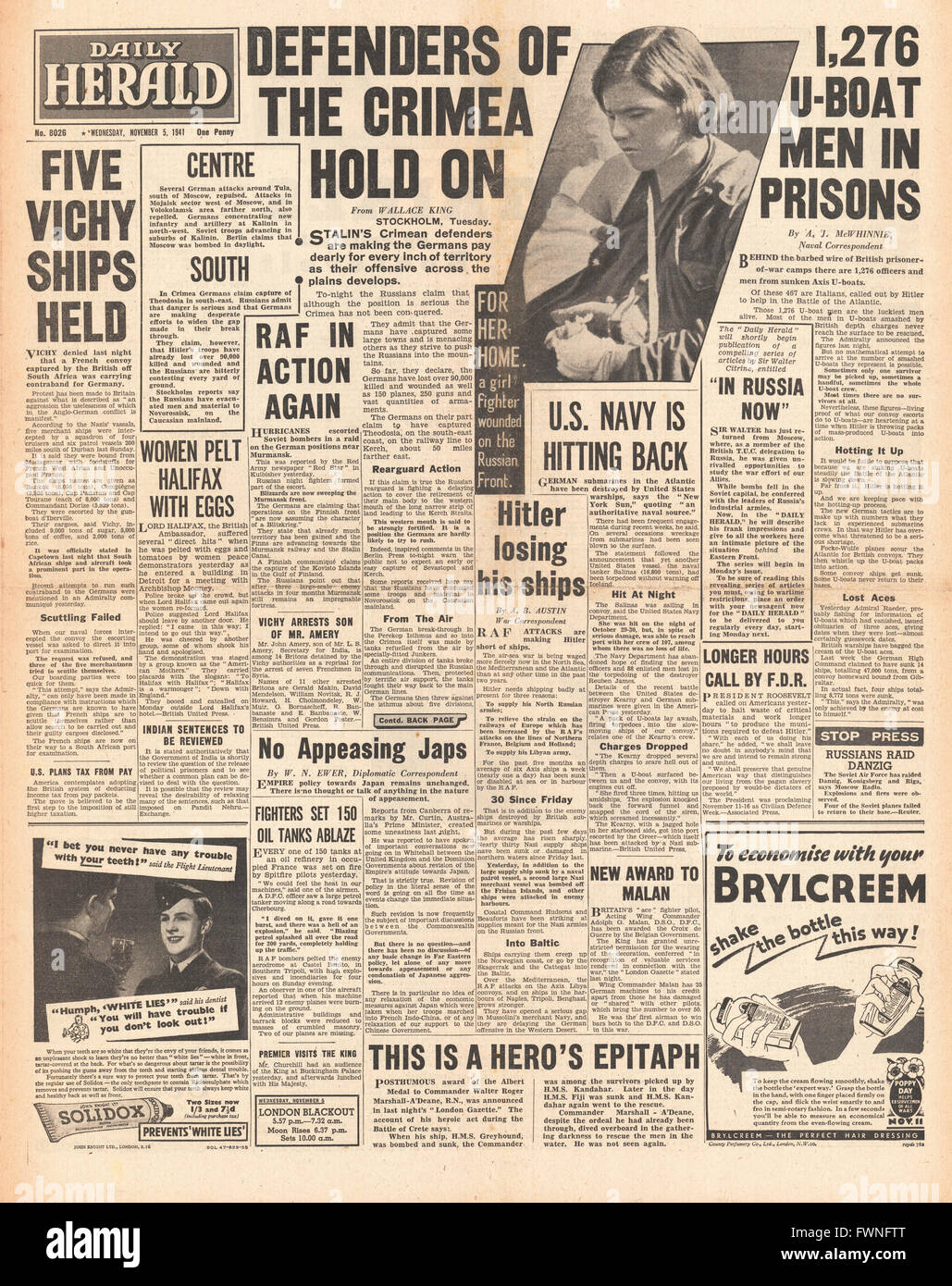 1941 front page Daily Herald Battle for Crimea and many U-Boat Prisoners of War Stock Photo