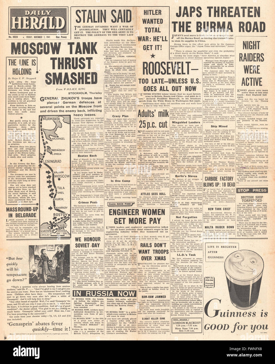 1941 front page Daily Herald Battle for Moscow. Roosevelt calls on Americans to 'Make full sacrifices' and Japanese Army threaten Burma Road Stock Photo
