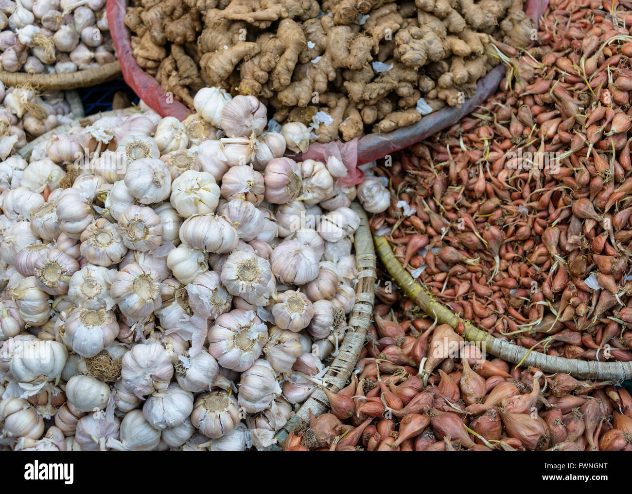 Ginger garlic market in hires stock photography and images Alamy
