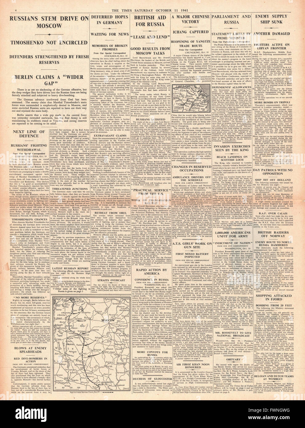 1941 front page The Times Battle for Moscow and Britain to aid Russia Stock Photo