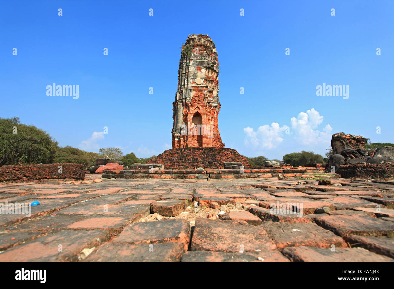 Old ruin of a temple hi-res stock photography and images - Alamy