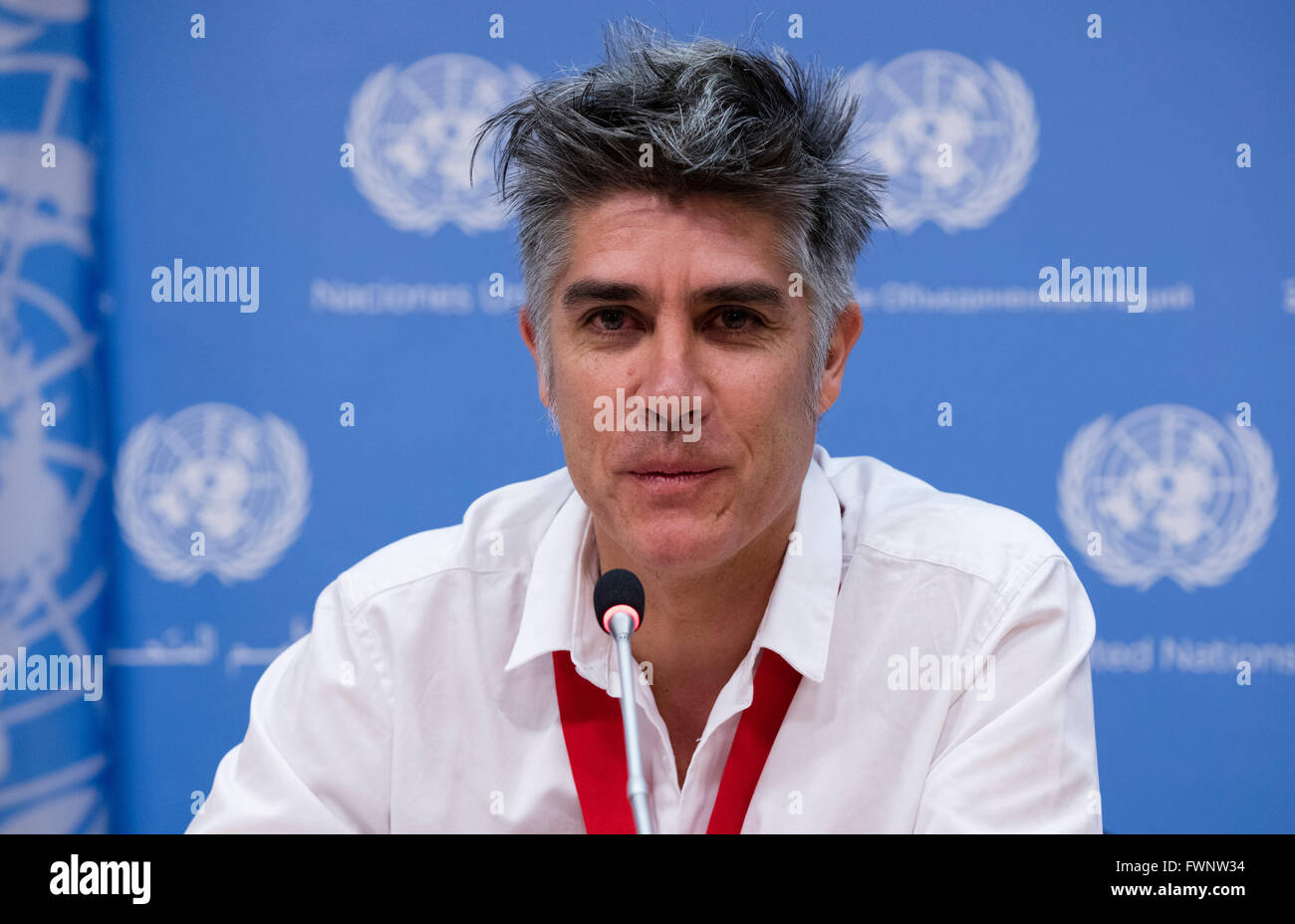 New York, United States. 05th Apr, 2016. Alejandro Aravena, Chilean architect and winner of the Pritzker Architecture Prize for 2016, briefs journalists on the link between architecture and sustainable development today at the UN Headquarters in New York. © Luiz Rampelotto/Pacific Press/Alamy Live News Stock Photo