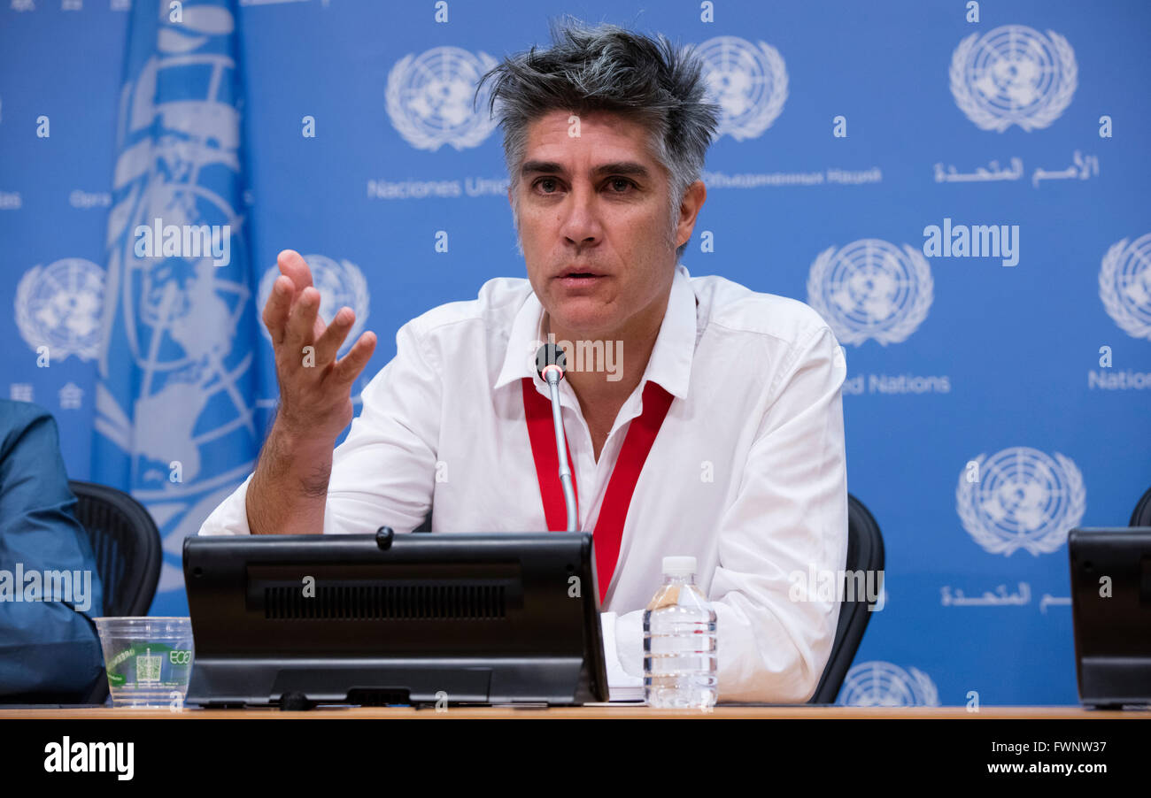 New York, United States. 05th Apr, 2016. Alejandro Aravena, Chilean architect and winner of the Pritzker Architecture Prize for 2016, briefs journalists on the link between architecture and sustainable development today at the UN Headquarters in New York. © Luiz Rampelotto/Pacific Press/Alamy Live News Stock Photo