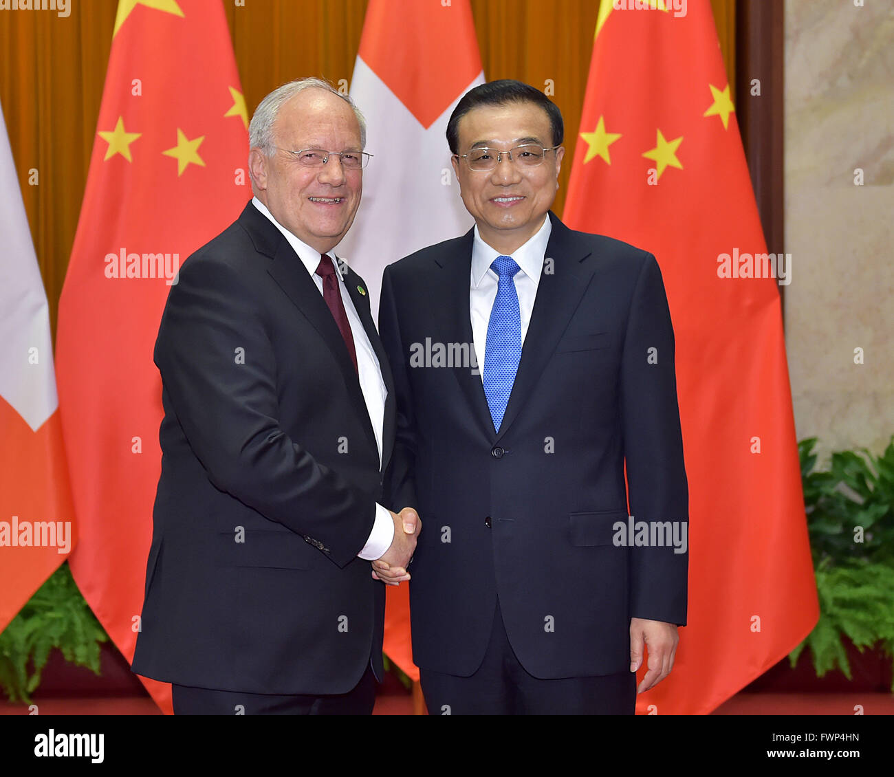 Beijing, China. 7th Apr, 2016. Chinese Premier Li Keqiang meets with Swiss President Johann Schneider-Ammann in Beijing, China, April 7, 2016. Credit:  Li Tao/Xinhua/Alamy Live News Stock Photo