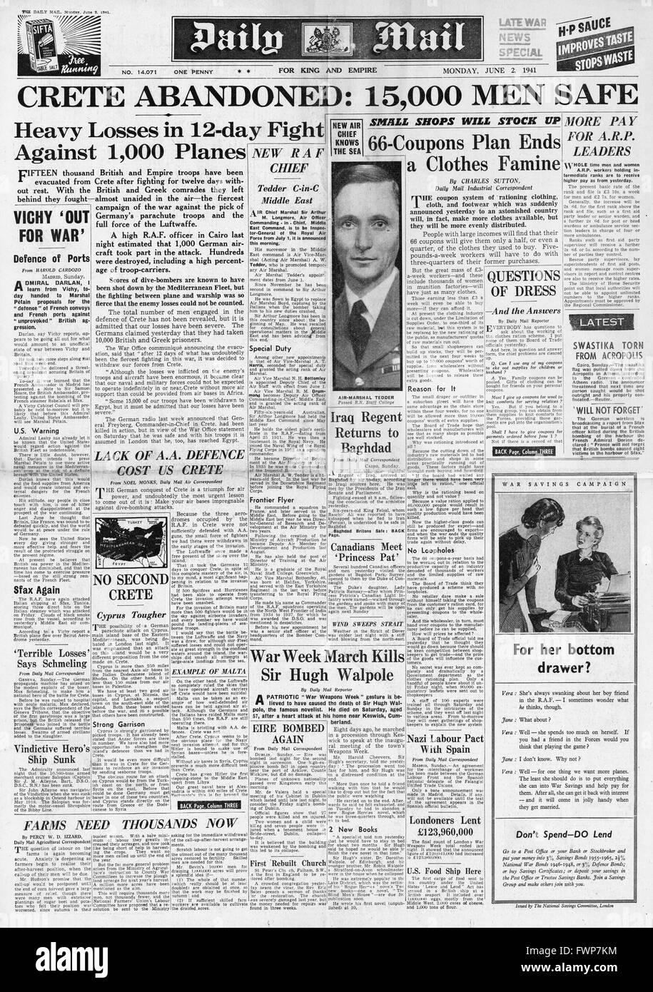 1941 front page  Daily Mail Crete evacuated by British Forces and fighting ends in Iraq Stock Photo