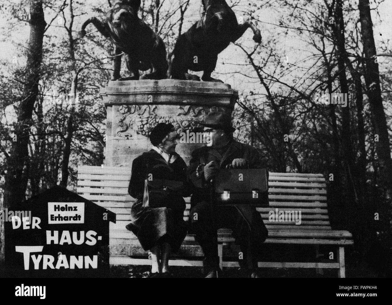 Der Haustyrann, Deutschland 1958, Regie: Hans Deppe, Darsteller: Grethe Weiser, Heinz Erhardt Stock Photo