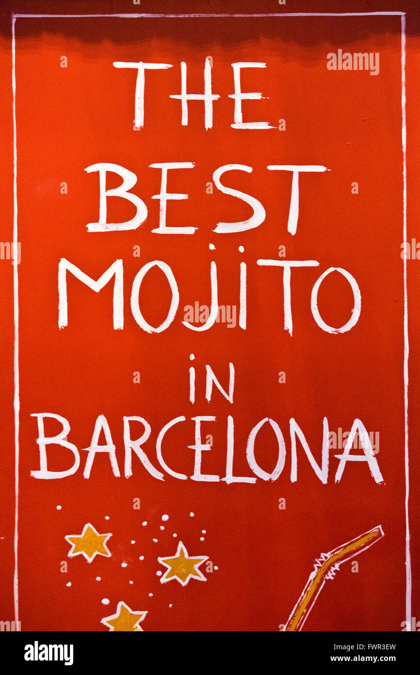 Window display stating best Mojito in Barcelona, Spain Stock Photo