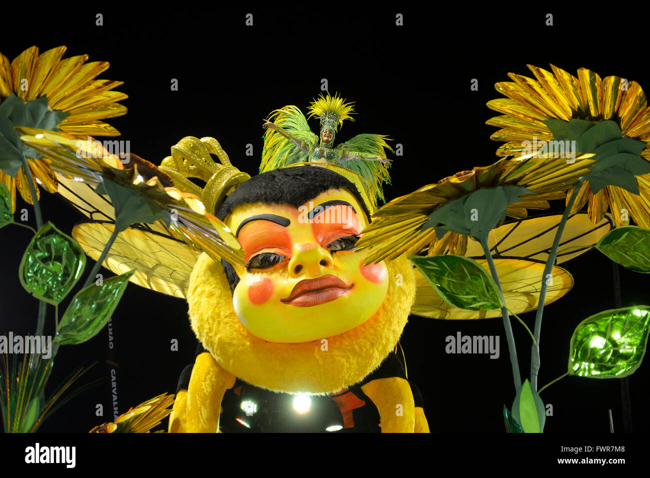 Allegories float, bee, parade of the samba school Imperatriz Leopoldinense, Carnival 2016 in the Sambadrome, Rio de Janeiro Stock Photo