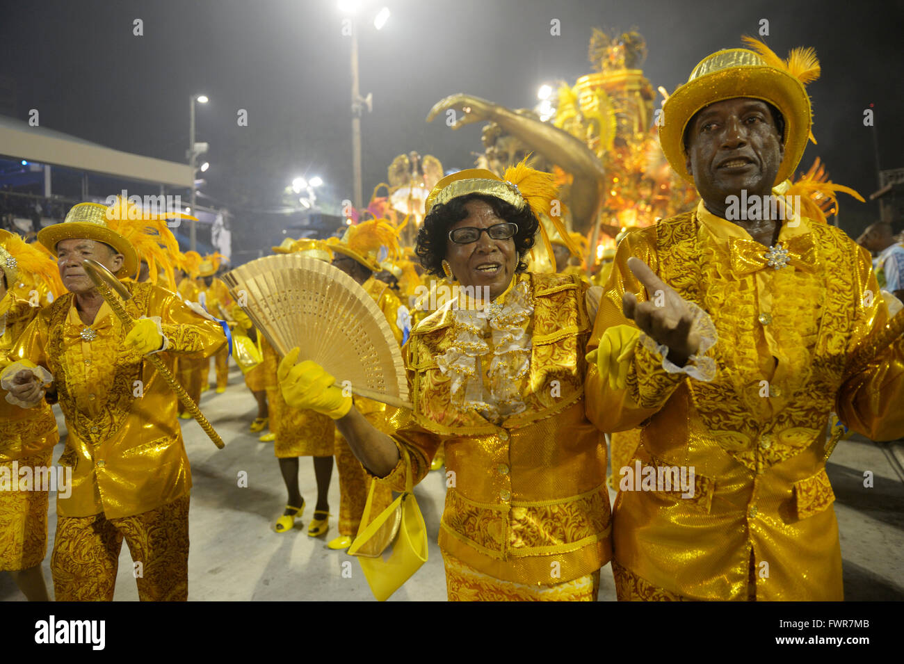 Couple, elderly, parade of the Samba school Beija Flor de Nilópolis ...