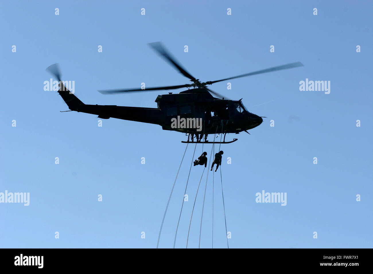 Canadian Forces CH-146 Griffon practices with cadets from the Royal ...