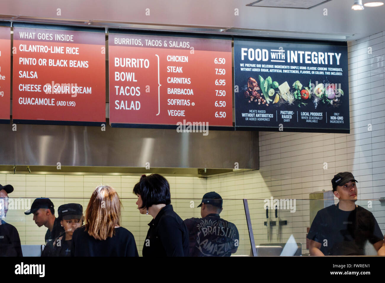Chipotle Restaurant Stock Photos & Chipotle Restaurant Stock Images Alamy