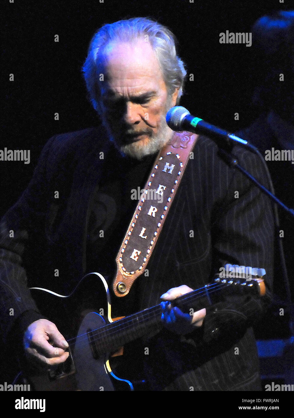 February 02, 2011 - Melbourne, Florida, United States - Country music legend Merle Haggard performs at the King Center for the P Stock Photo