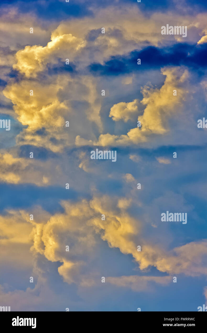 Sunset sky clouds dramatic light hi-res stock photography and images ...