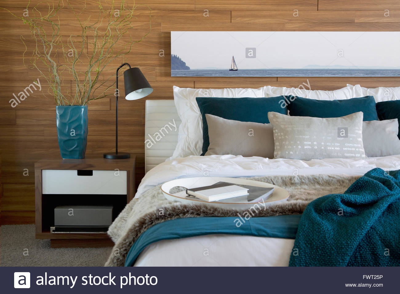 Teal And White Accents In Bedroom Stock Photo 101946818 Alamy