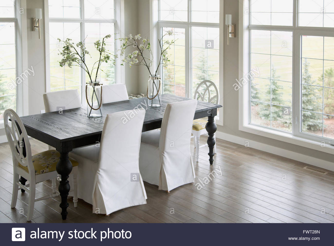 Dining room in contemporary home Stock Photo