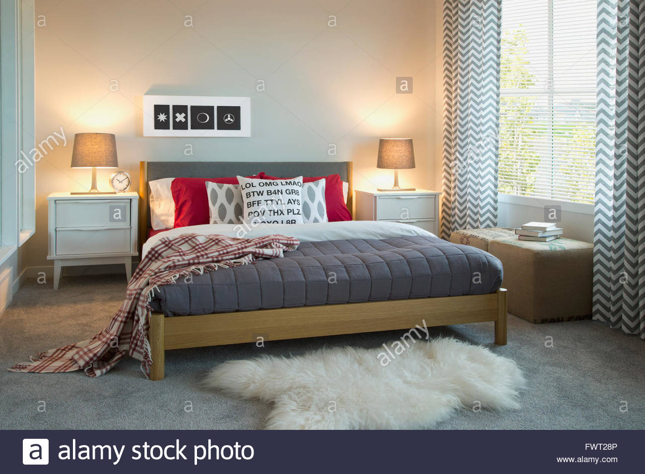 Tidy Up Bedroom Stock Photos & Tidy Up Bedroom Stock Images - Alamy