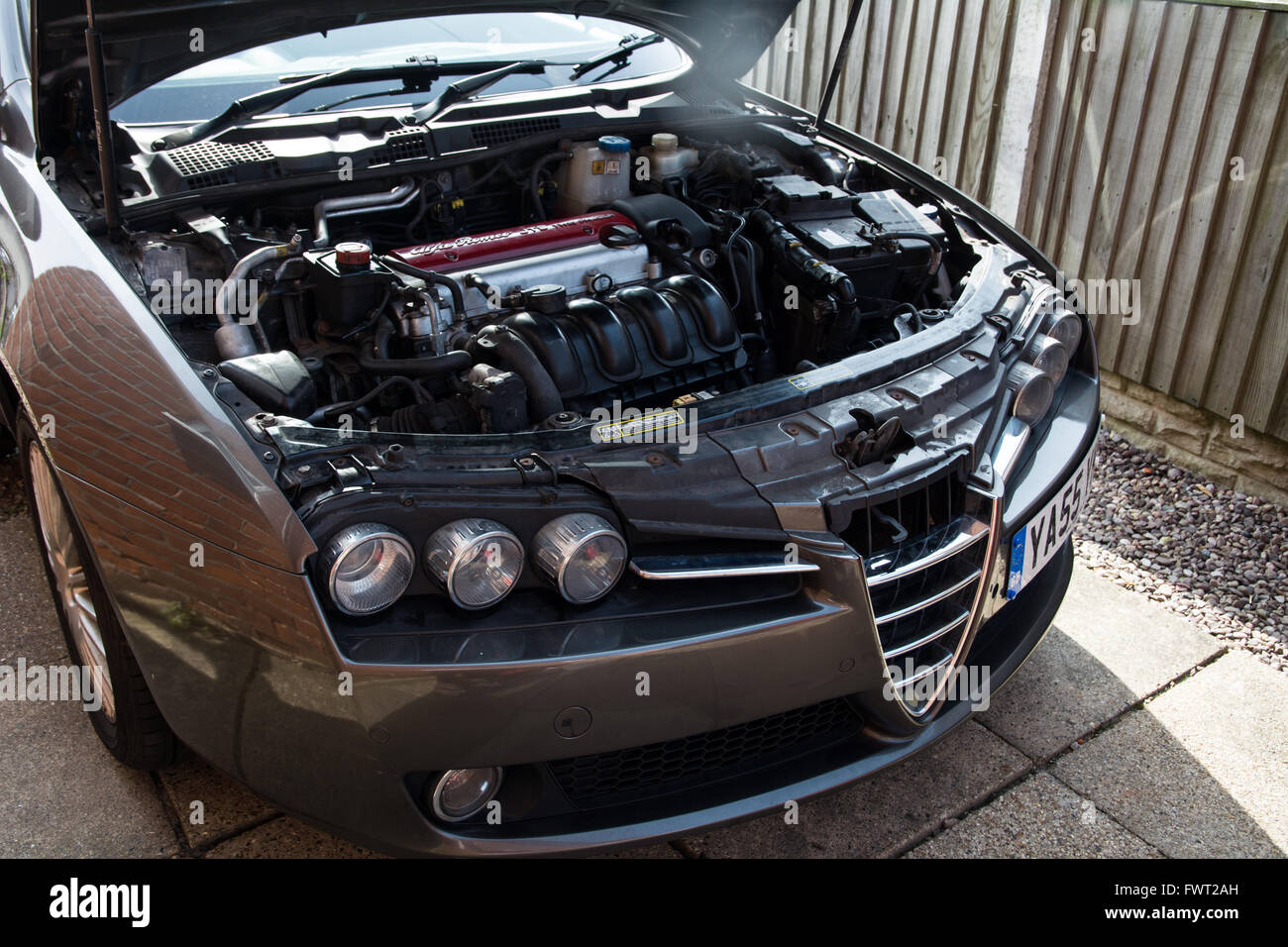Alfa romeo 159 engine hi-res stock photography and images - Alamy