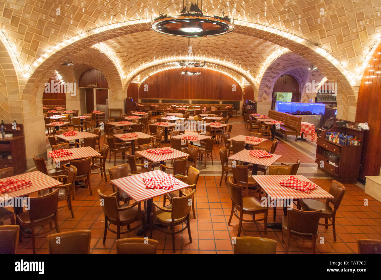The Oyster bar restaurant, Grand Central Station, Manhattan, New York City,  United States of America Stock Photo - Alamy