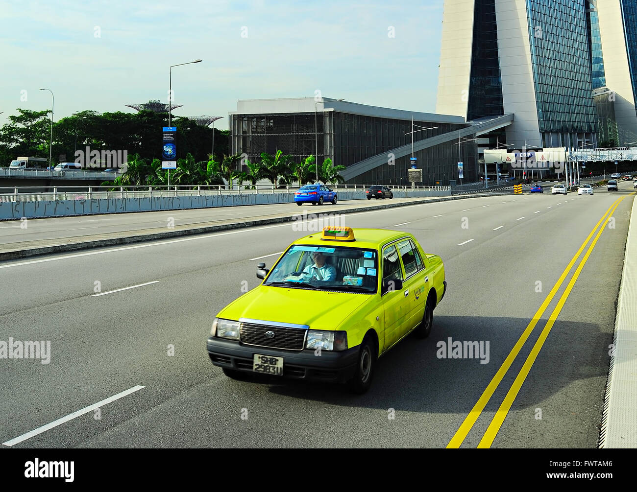 Singapore taxi cab hi-res stock photography and images - Alamy