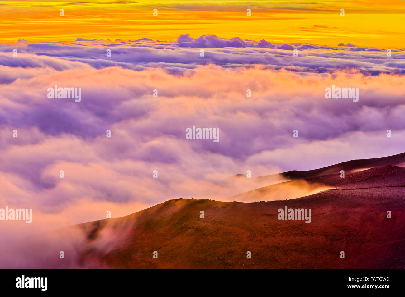Haleakala Crater at sunrise, Maui Stock Photo Alamy