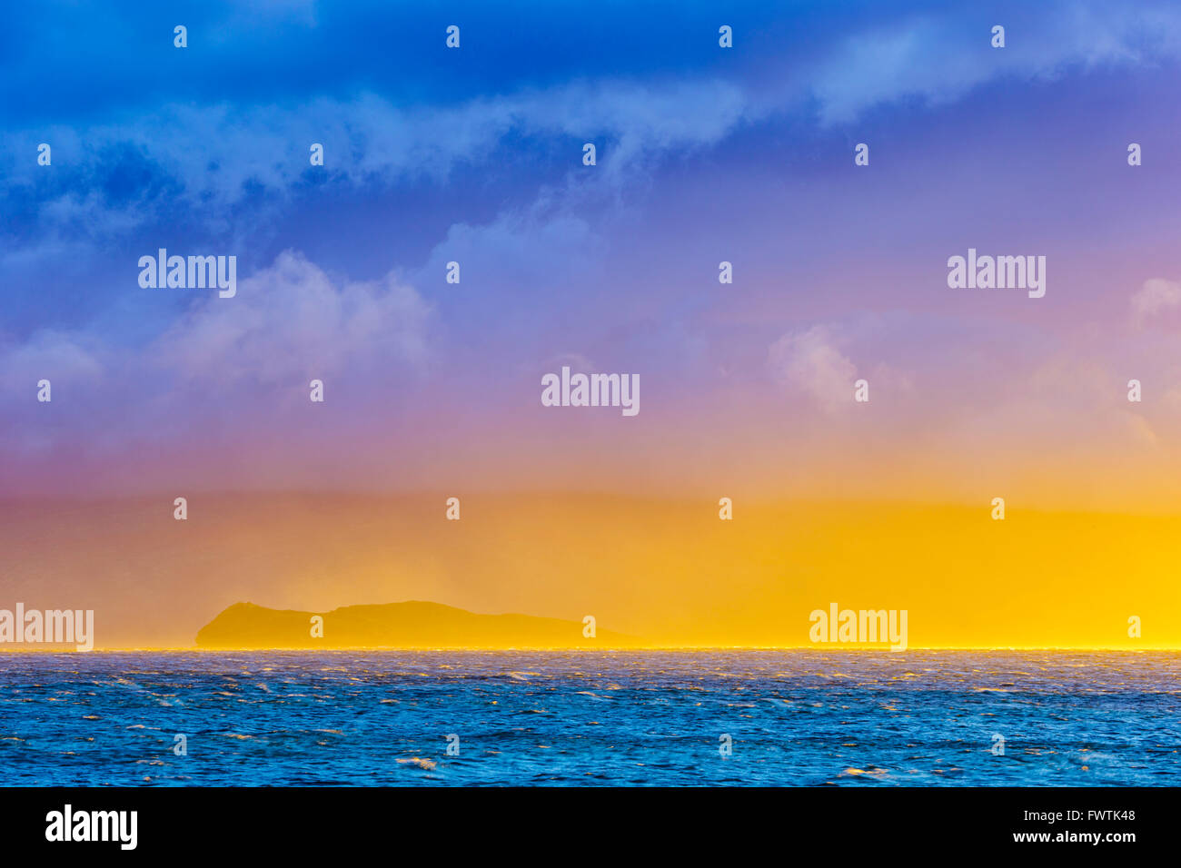 View of Molokini and Kahoolawe from Kihei area of Maui Stock Photo Alamy