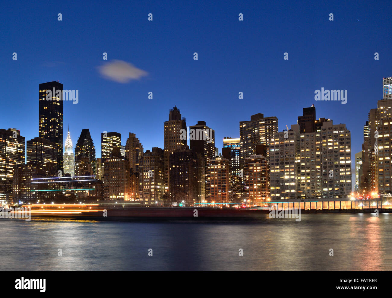 View of the New York City skyline from Roosevelt Island. Stock Photo