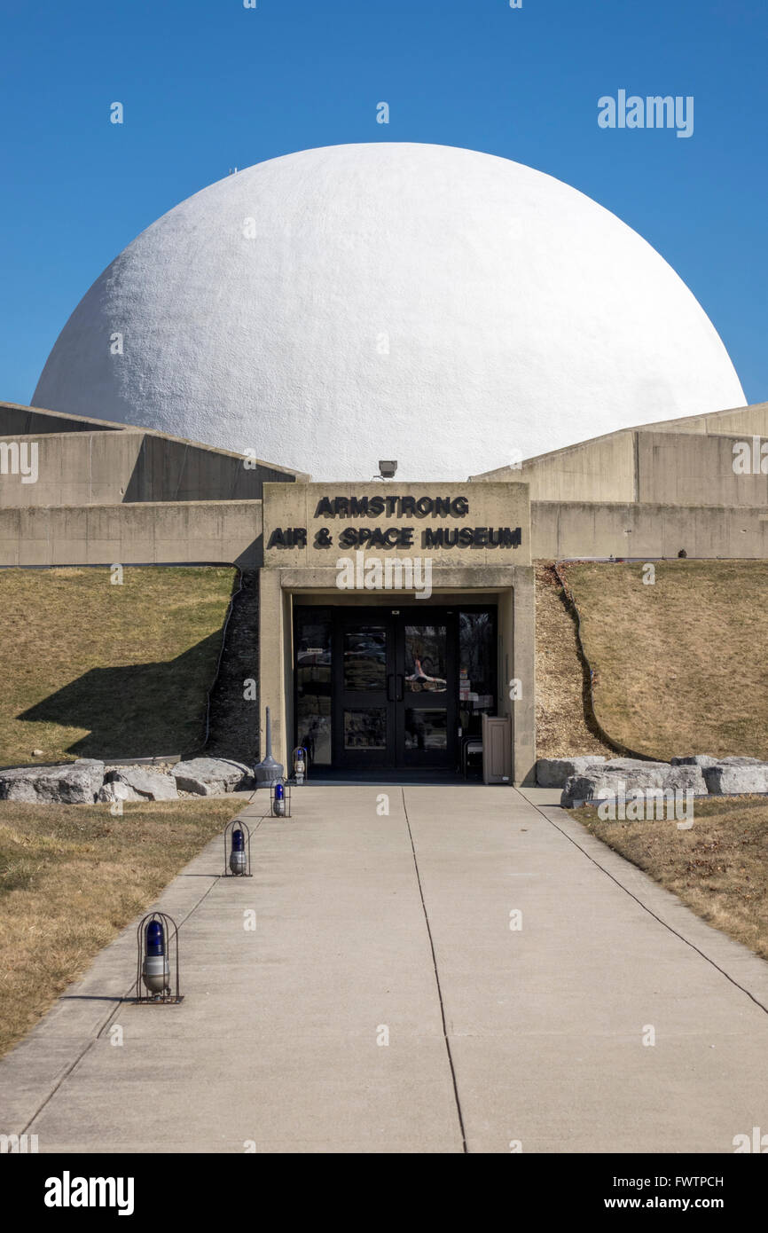 Neil armstrong air and space museum hires stock photography and images