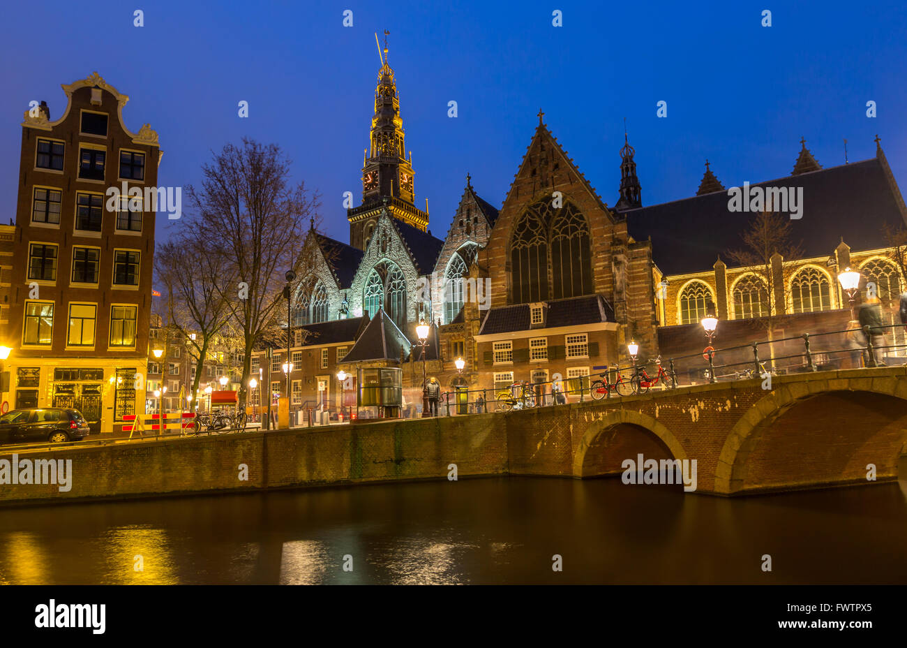 old-church-in-amsterdam-netherlands-stock-photo-alamy