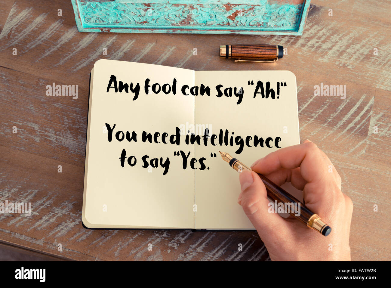 Yes handwriting hi-res stock photography and images - Alamy