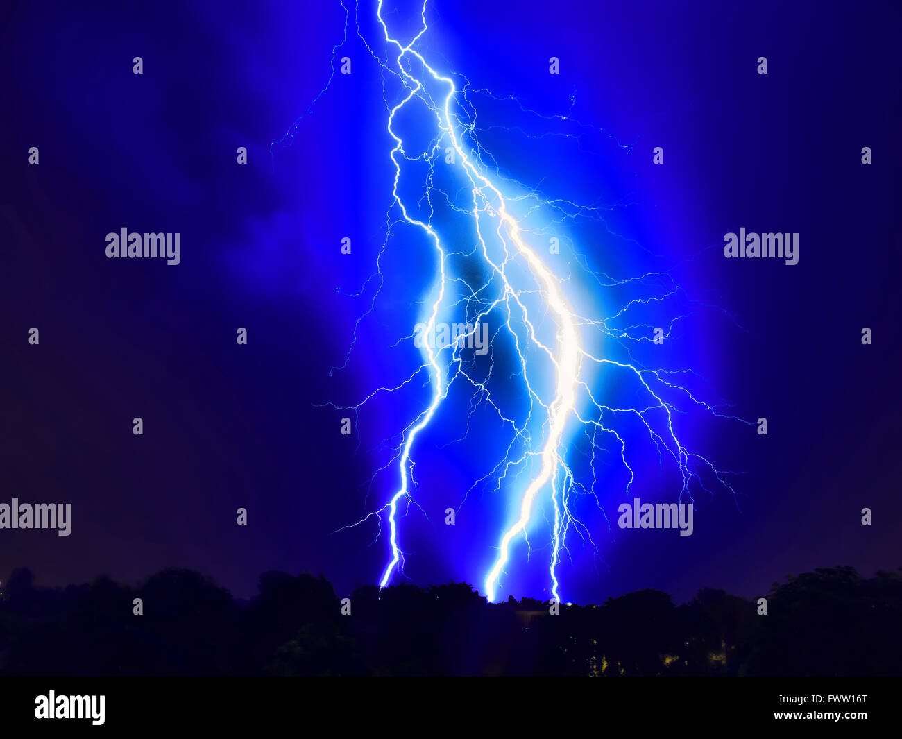 Lichtenberg lightning hi-res stock photography and images - Alamy