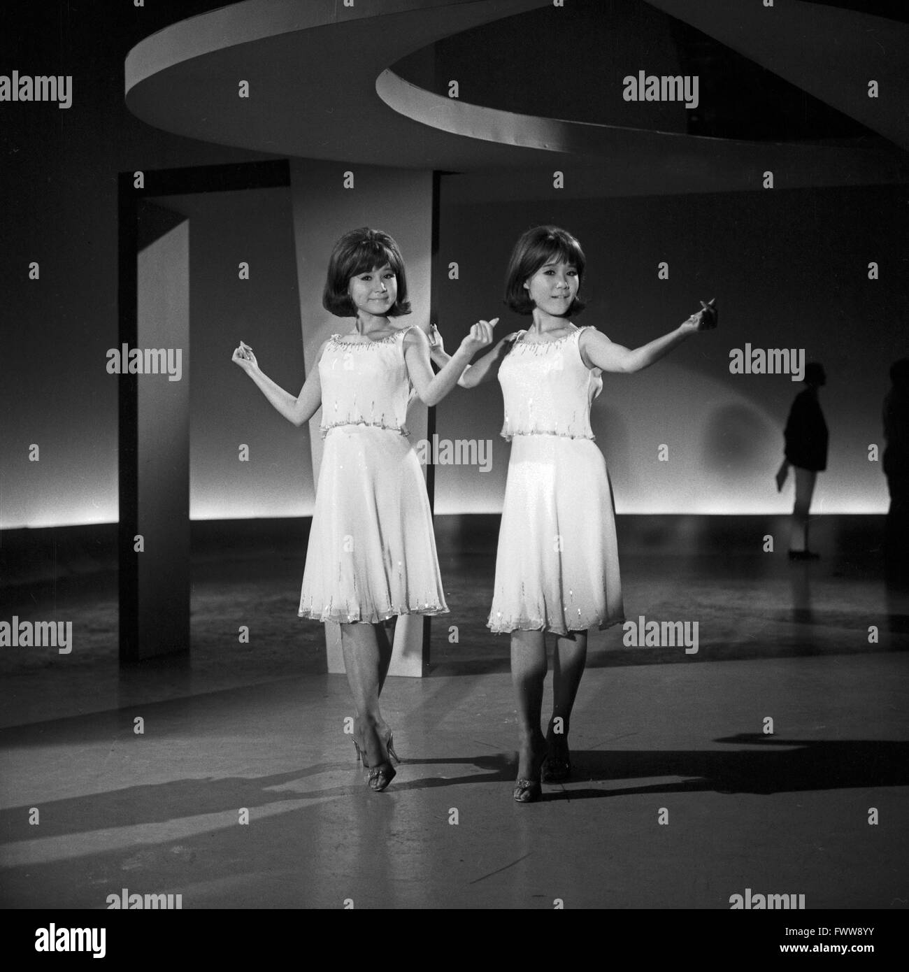 Ito sisters Black and White Stock Photos & Images Alamy