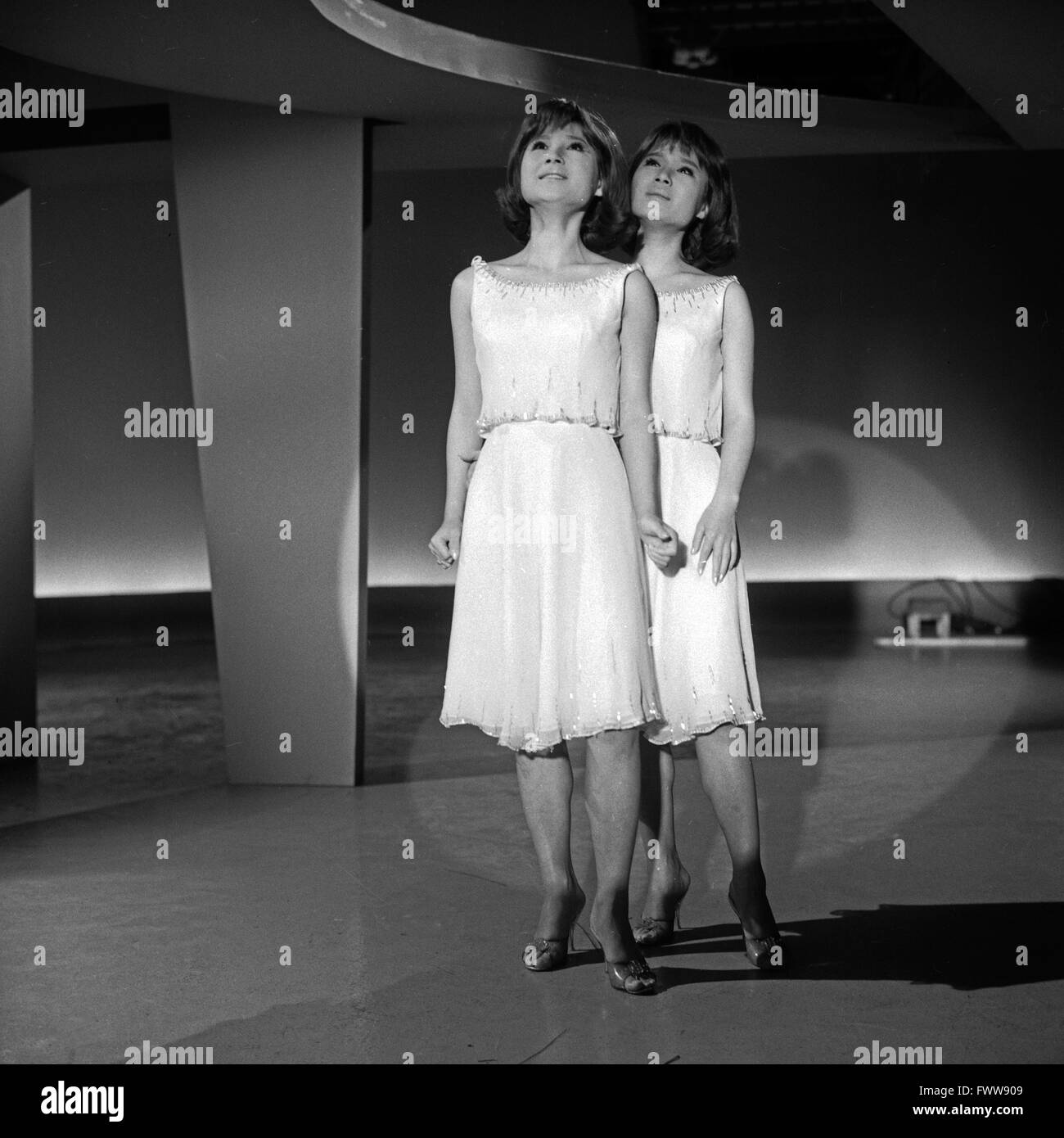 Yumi ito Black and White Stock Photos & Images Alamy