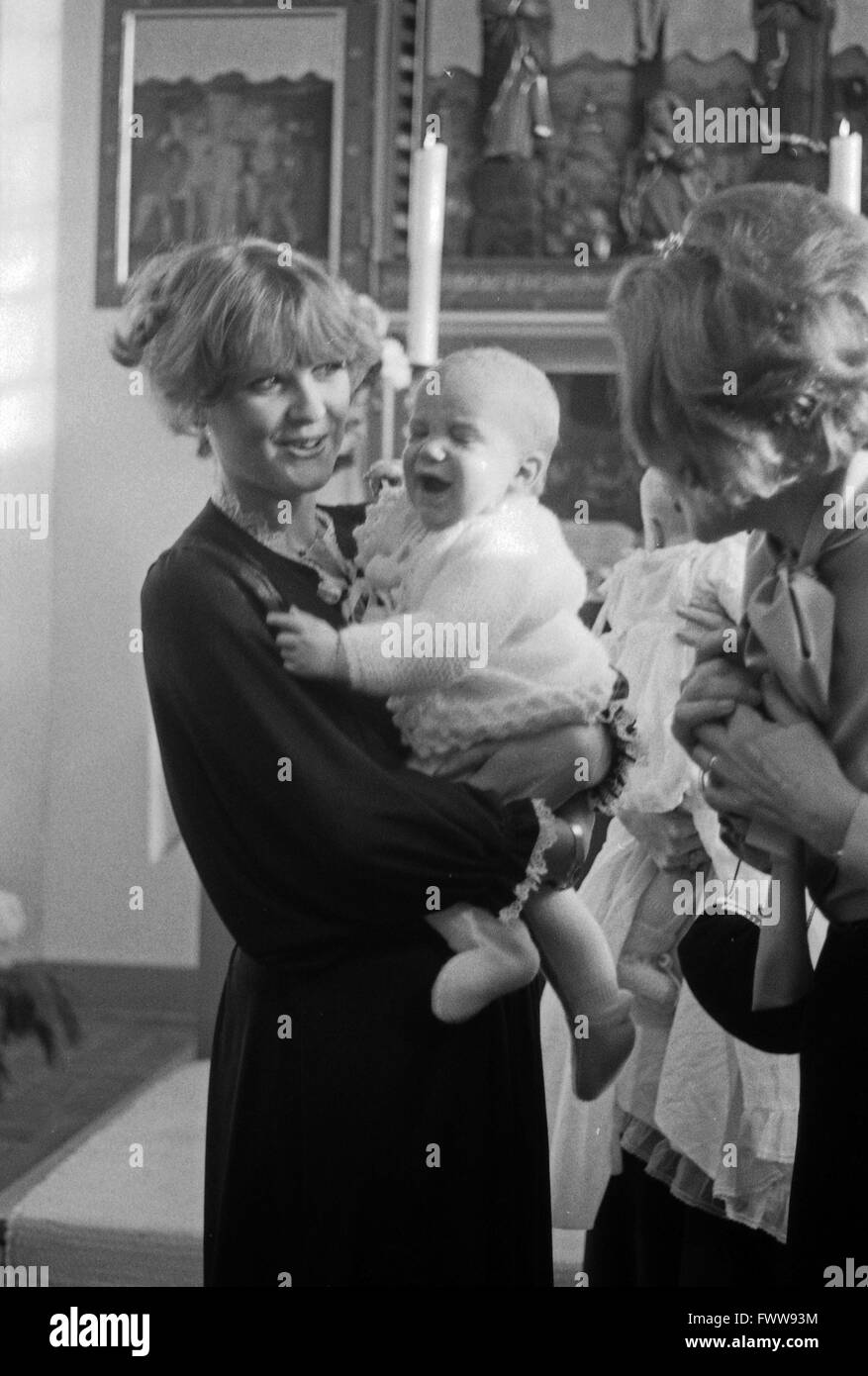 Kümo Henriette, Fernsehserie, Deutschland 1979, Episode Ein Petermann  fehlt, Darsteller: Bettina Dörner Stock Photo - Alamy